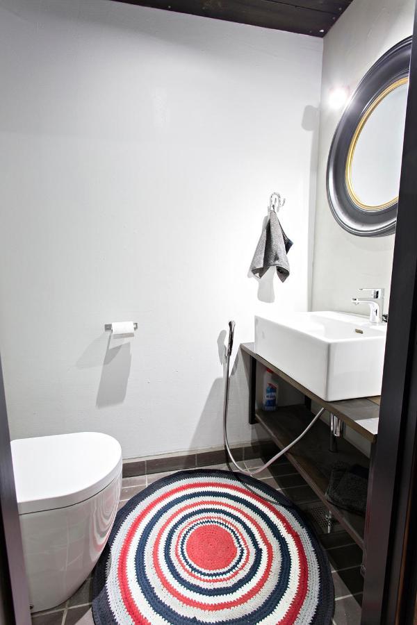 Oulu Loft Guesthouse Buitenkant foto